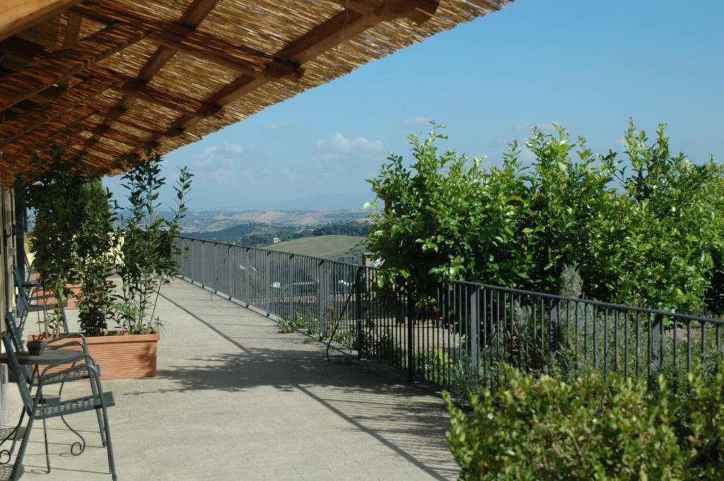 Agriturismo Valle Siriaca Castelnuovo Di Porto Δωμάτιο φωτογραφία